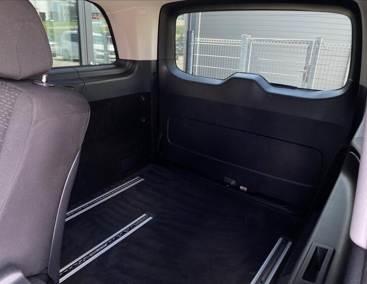 Mercedes-Benz Vito VAN-Minibus 2,0 l 140 kw