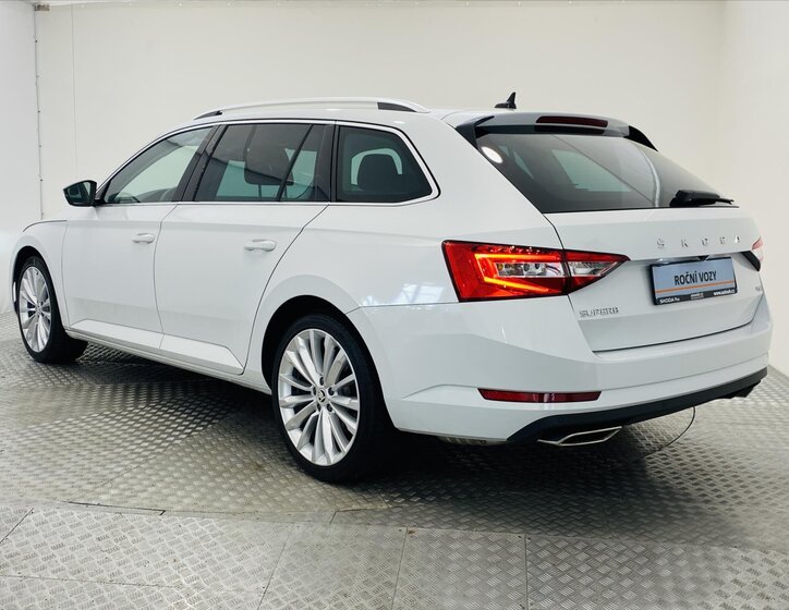 Škoda Superb Kombi 2,0 l 206 kw