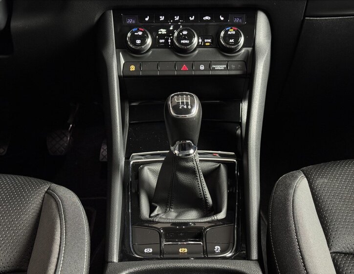 Škoda Karoq SUV / Terénní 2,0 l 85 kw