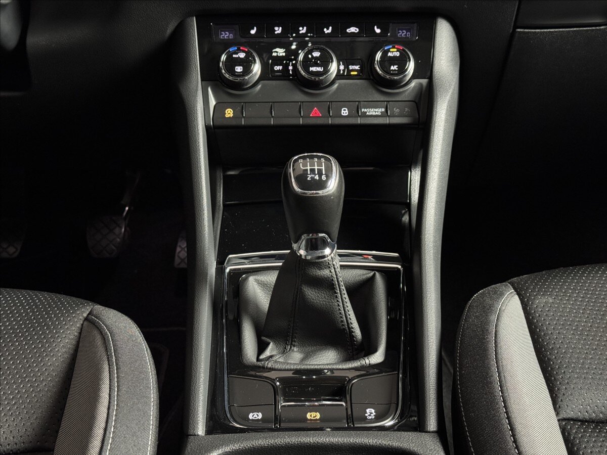 Škoda Karoq SUV / Terénní 2,0 l 85 kw