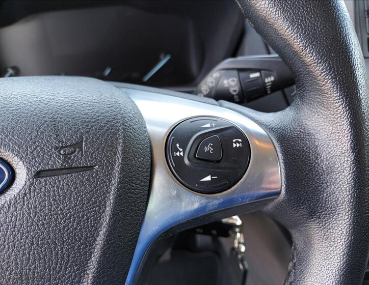 Ford Tourneo Connect Kombi 1,5 l 88 kw