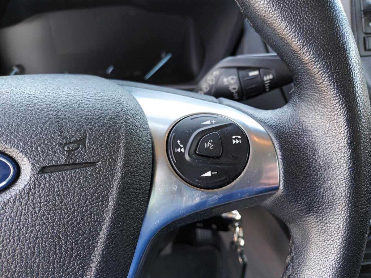 Ford Tourneo Connect Kombi 1,5 l 88 kw