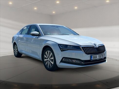 Škoda Superb Sedan / Limuzína 2,0 l 140 kw