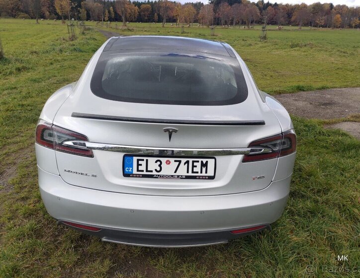 Tesla Model S Sedan / Limuzína 0,0 310 kw