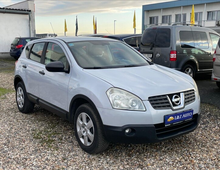 Nissan Qashqai SUV 1,5 l 78 kw