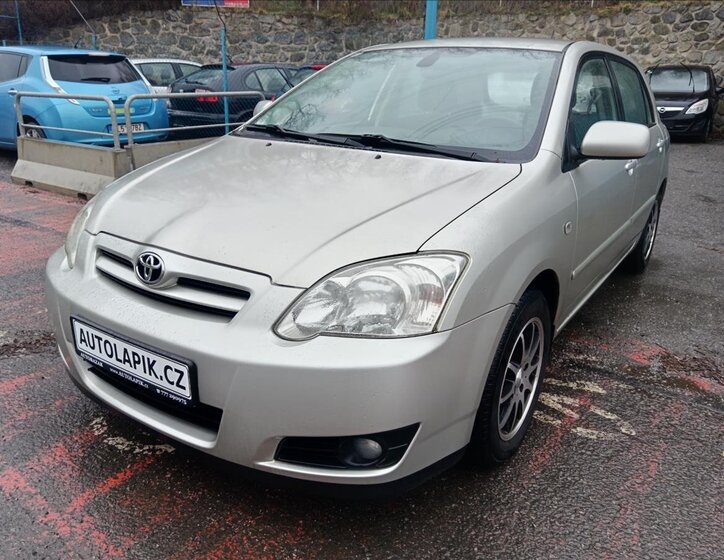 Toyota Corolla Hatchback 1,4 l 66 kw