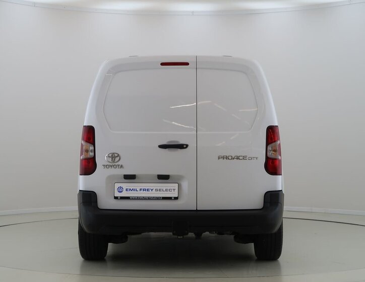 Toyota ProAce Skříň 1,2 l 96 kw