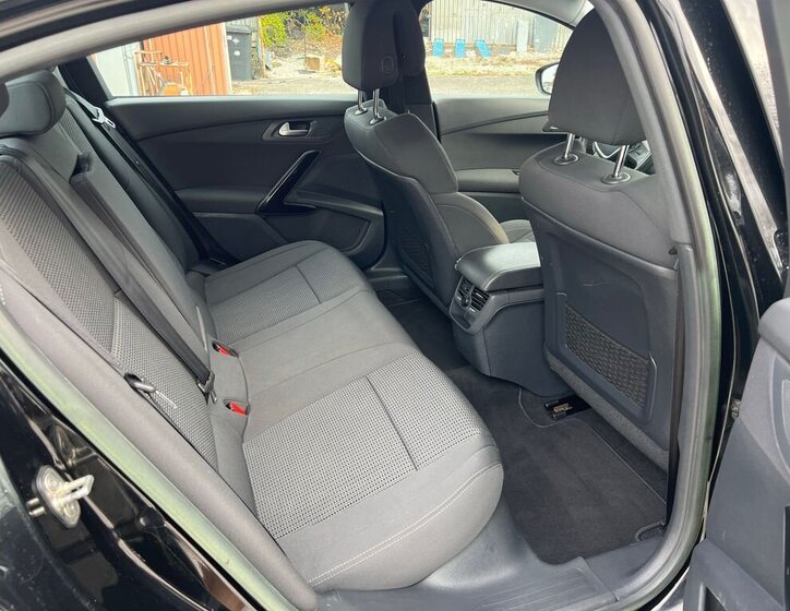 Peugeot 508 Sedan / Limuzína 2,0 l 103 kw