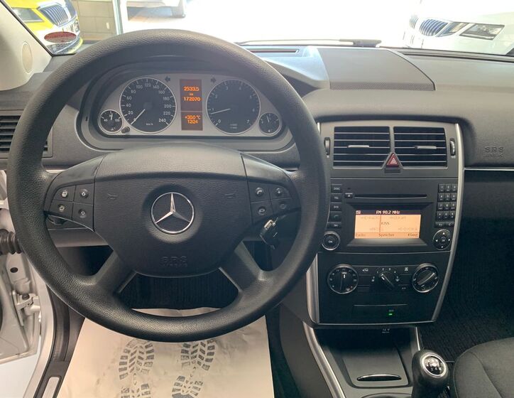 Mercedes-Benz Třídy B 10