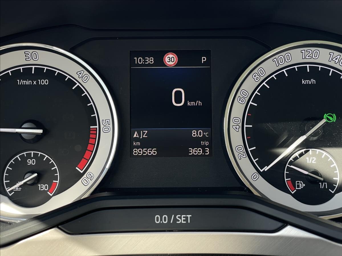 Škoda Superb Kombi 2,0 l 110 kw