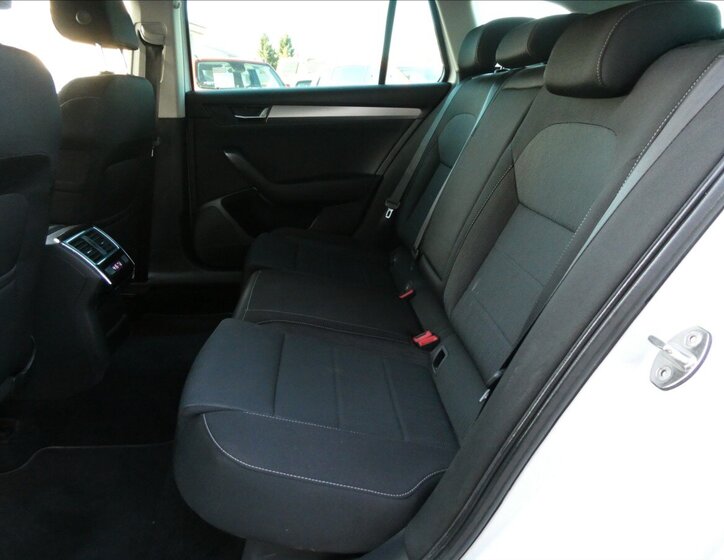 Škoda Superb Kombi 2,0 l 110 kw