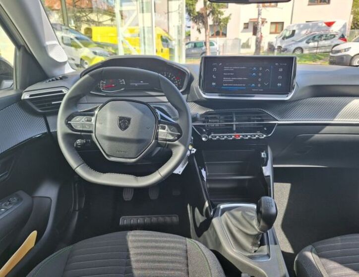 Peugeot 208 Hatchback 1,2 l 74 kw