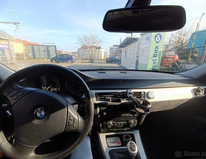 BMW Řada 3 Sedan / Limuzína 0,0 125 kw