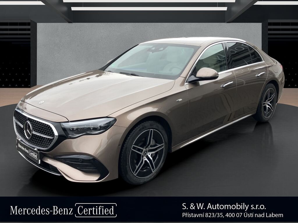 Mercedes-Benz Třídy E Sedan / Limuzína 2,0 l 290 kw