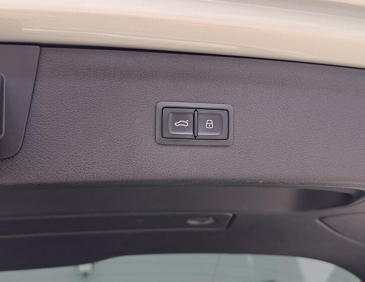 Audi Q3 SUV / Terénní 2,0 l 110 kw