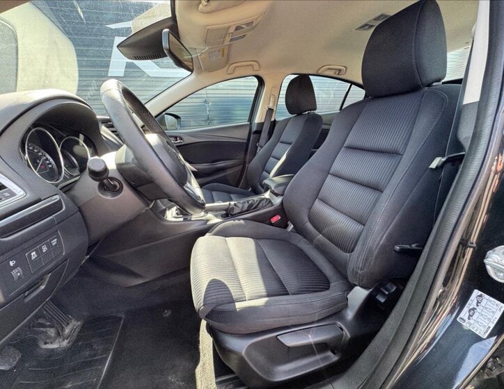 Mazda 6 Sedan / Limuzína 2,0 l 107 kw