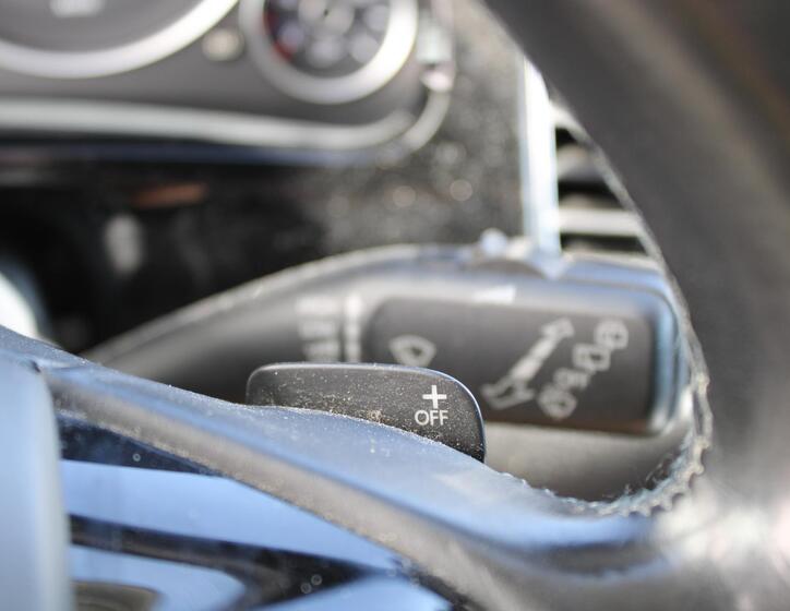 Volkswagen Touareg 25