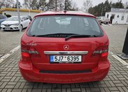 Mercedes-Benz Třídy B MPV 2,0 l 100 kw