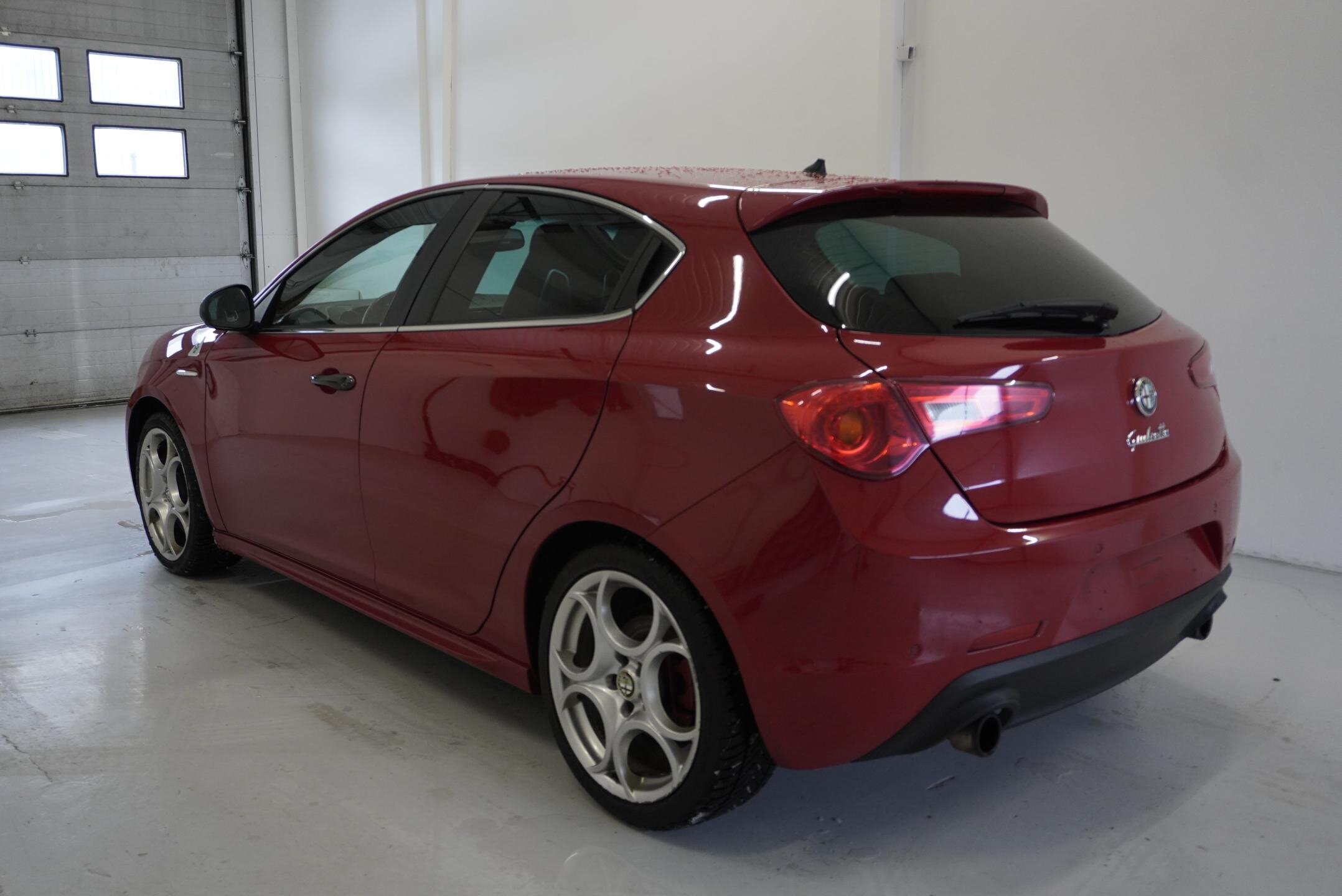 Alfa Romeo Giulietta Hatchback 0,0 177 kw