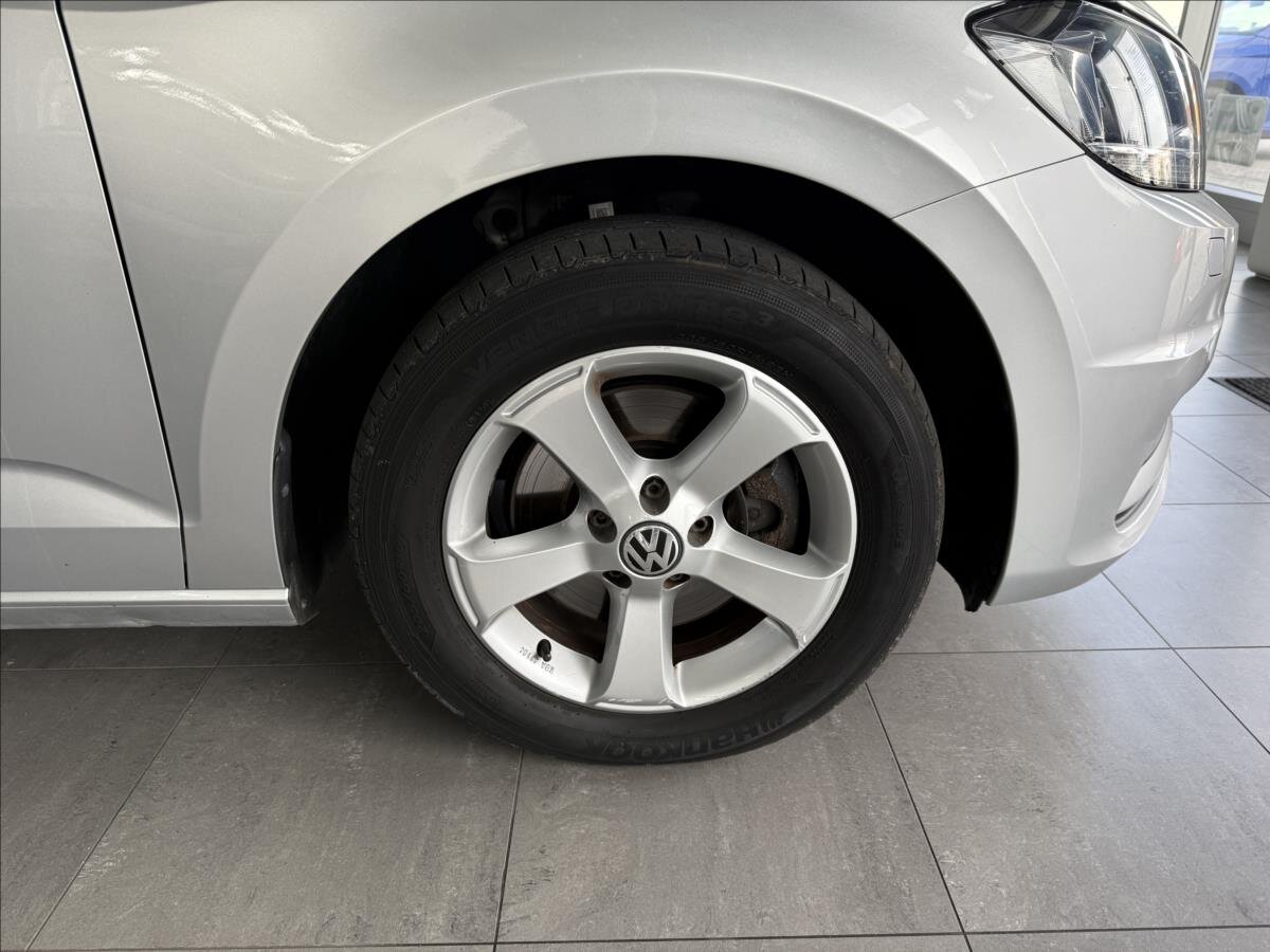 Volkswagen Touran Kombi 1,2 l 81 kw