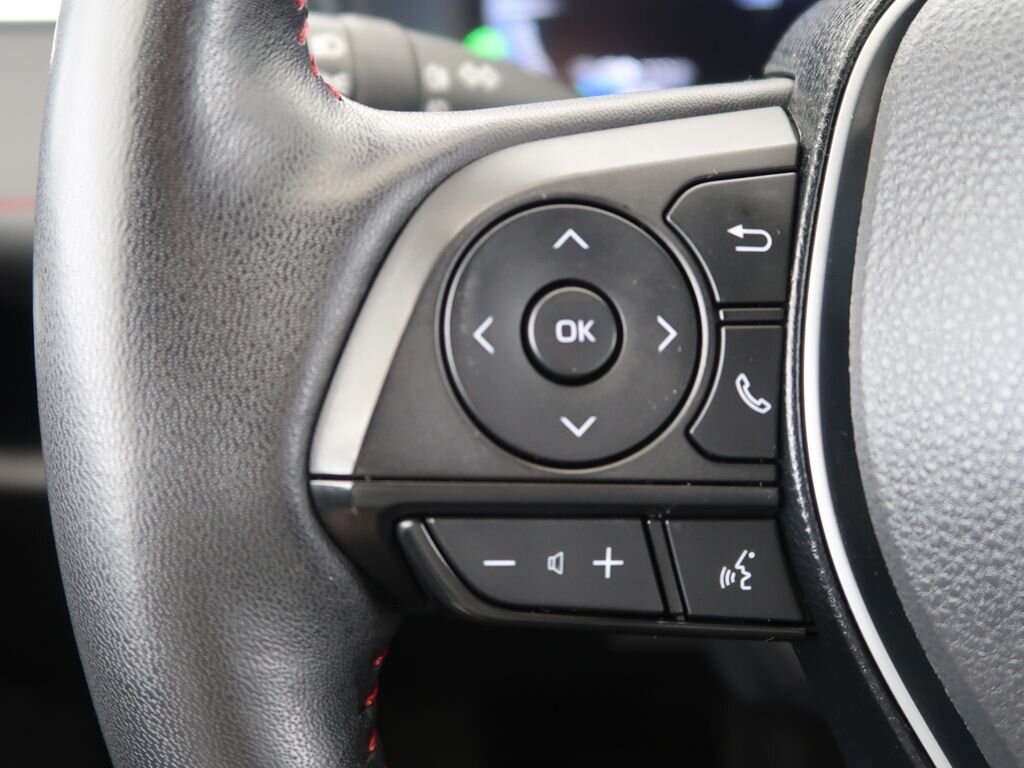 Toyota RAV4 SUV / Terénní 2,5 l 225 kw