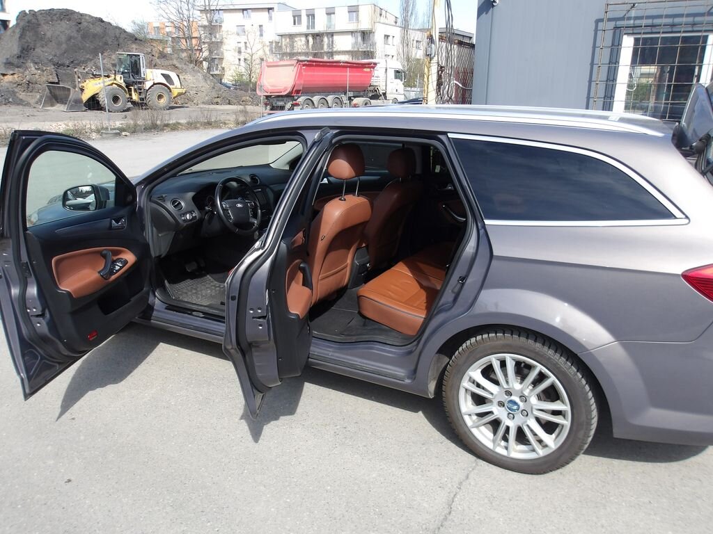 Ford Mondeo Kombi 2,0 l 120 kw