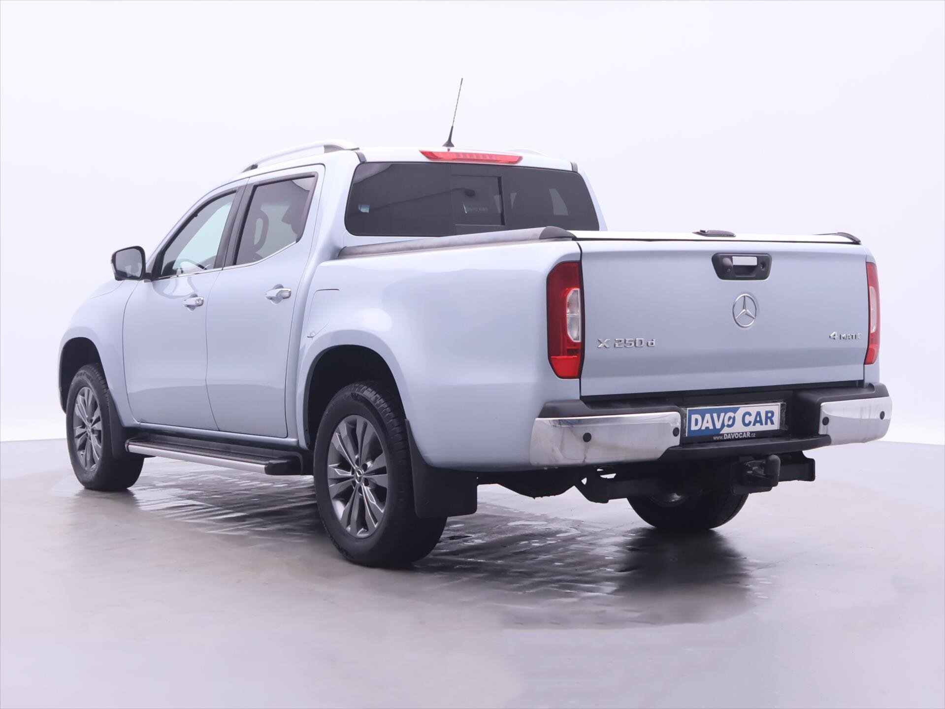 Mercedes-Benz Třídy X Pick-up 2,3 l 140 kw