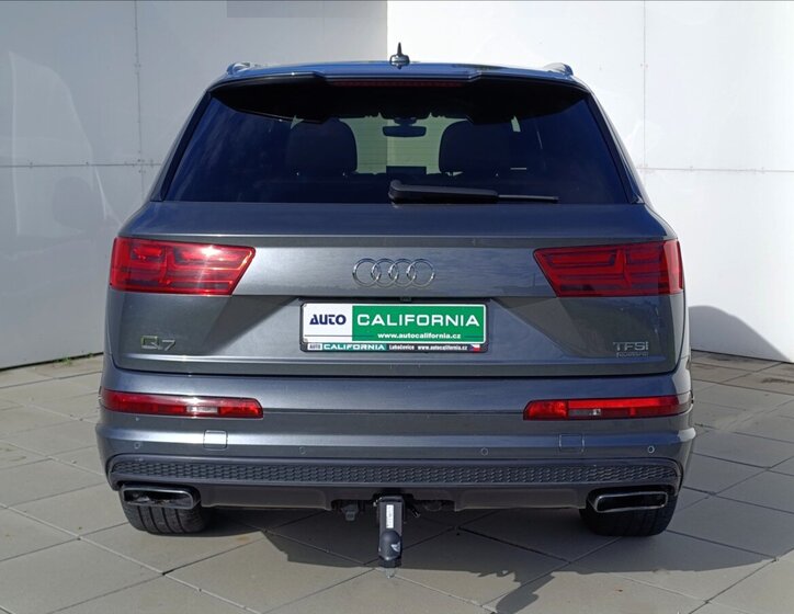Audi Q7 SUV / Terénní 3,0 l 245 kw