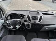 Ford Transit 9