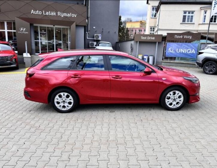 KIA Ceed Kombi 1,5 l 117 kw