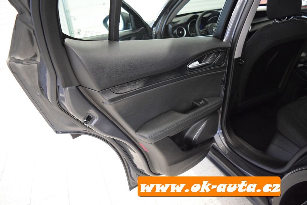 Alfa Romeo Stelvio SUV 2,1 l 140 kw