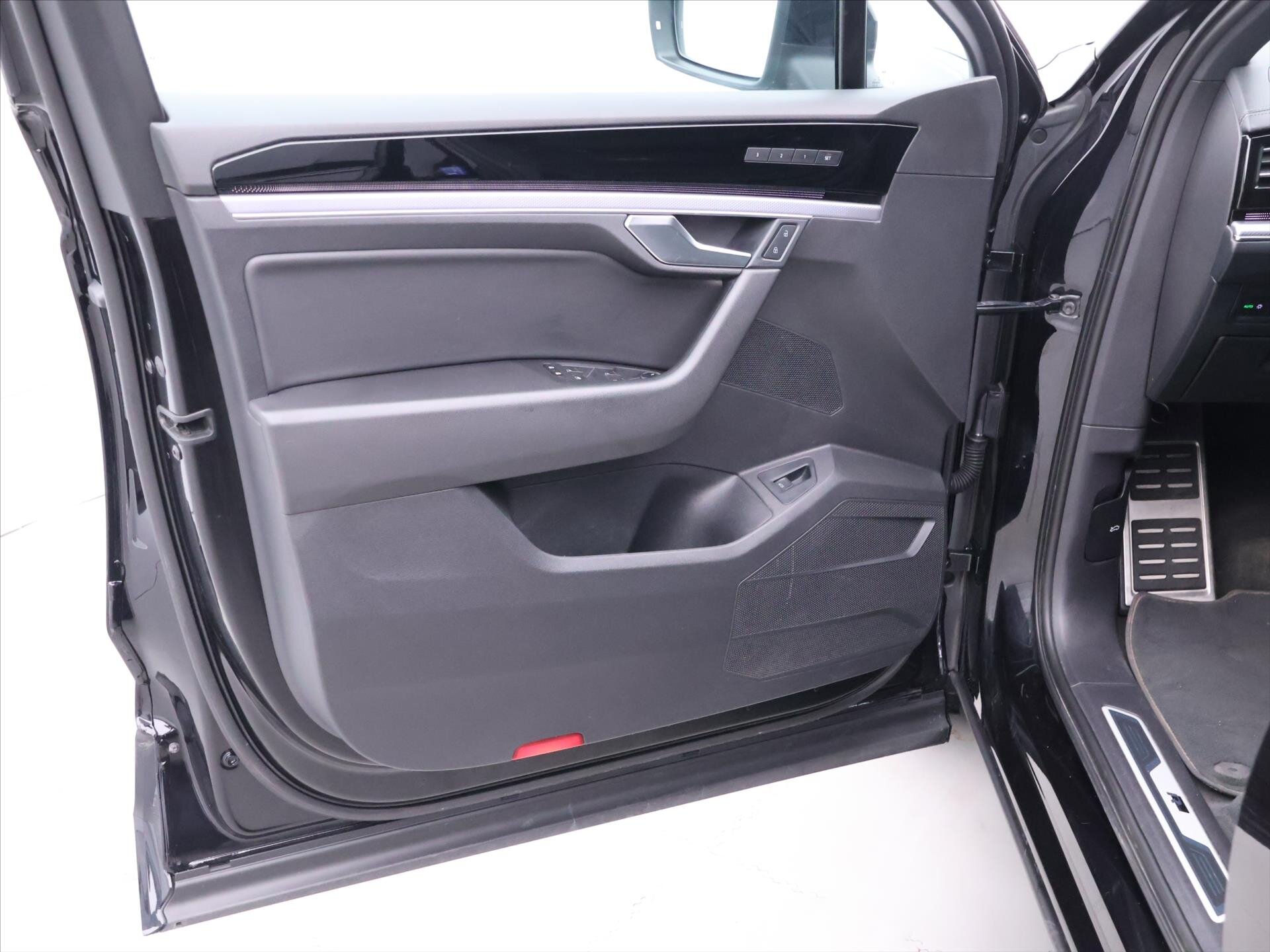 Volkswagen Touareg SUV / Terénní 3,0 l 210 kw