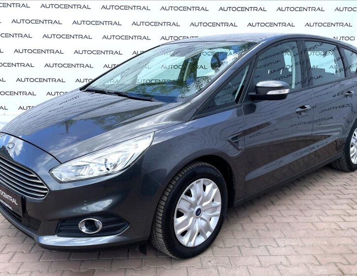 Ford S-MAX 3