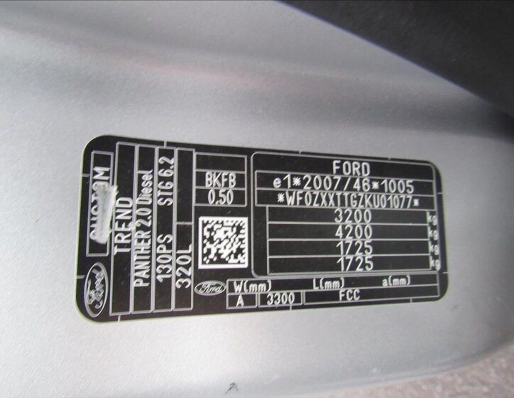 Ford Transit Custom Kombi 2,0 l 95 kw