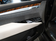 Cadillac Escalade 20