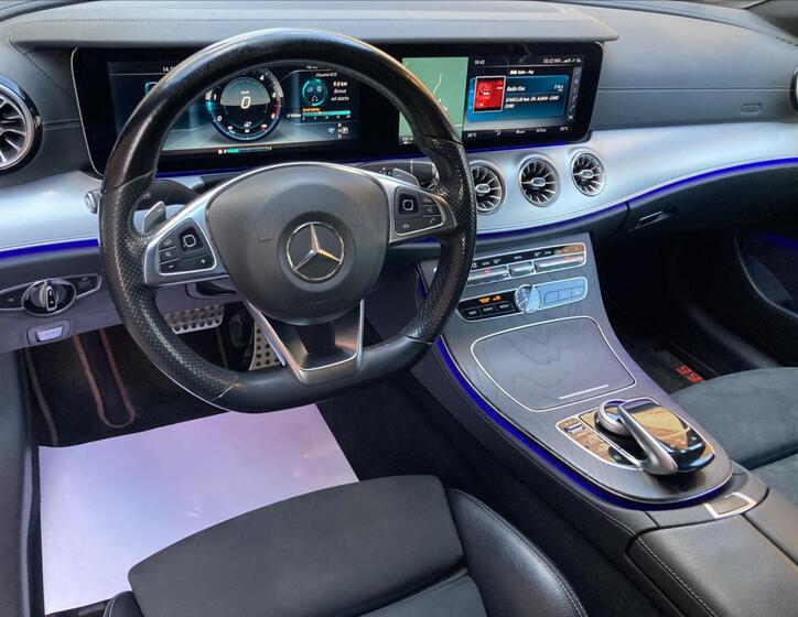 Mercedes-Benz Třídy E 28