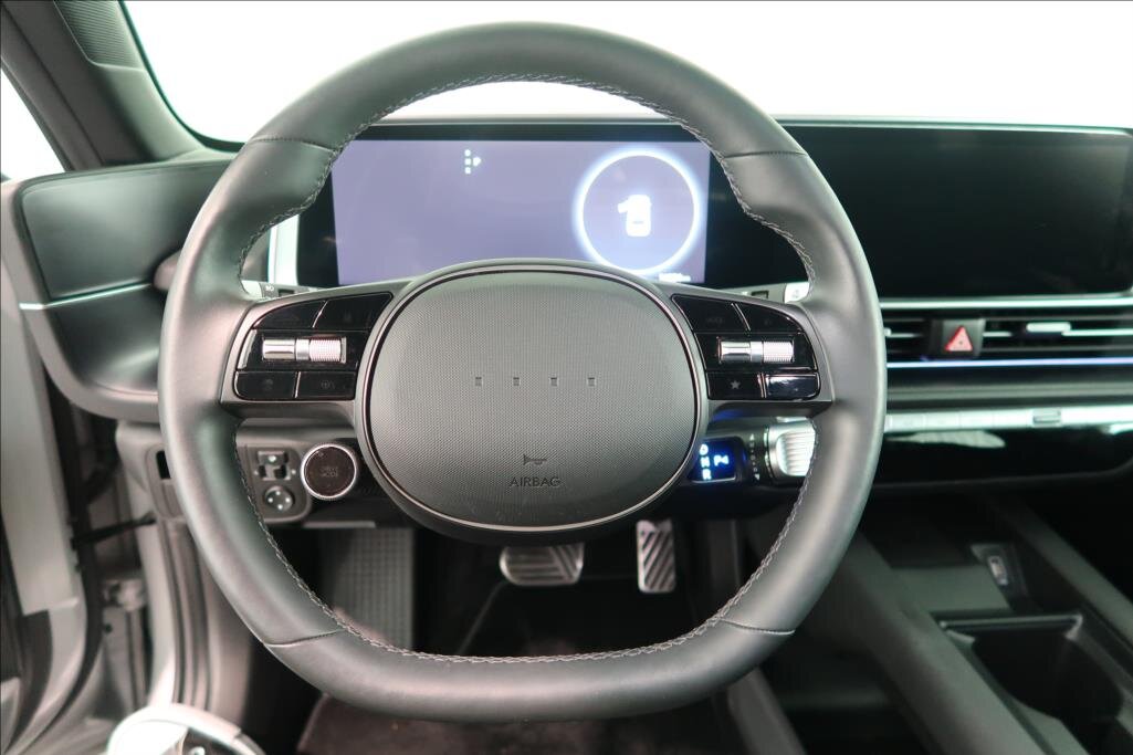 Hyundai Ioniq 6 Sedan / Limuzína 0,0 239 kw