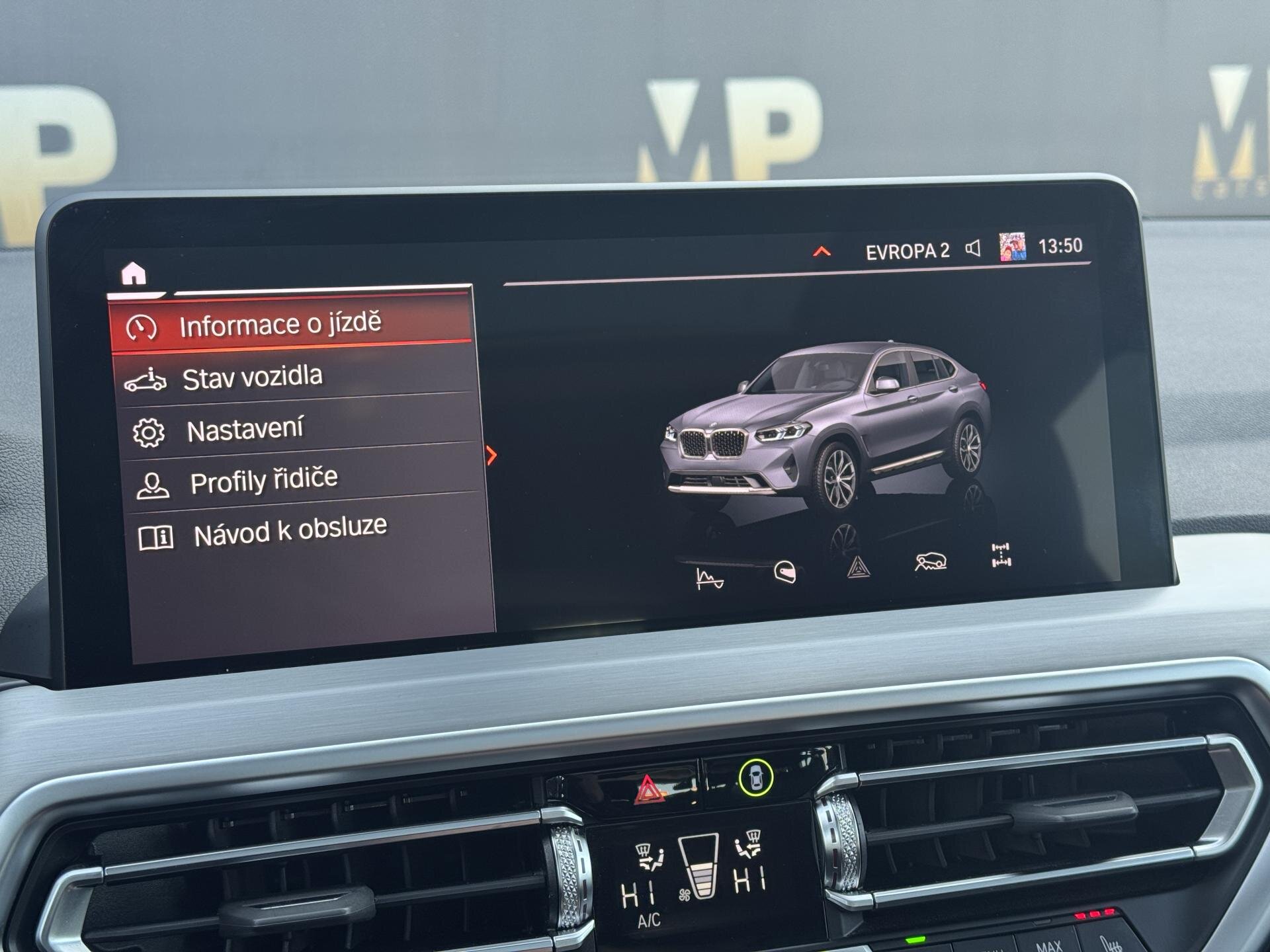 BMW X4 SUV / Terénní 2,0 l 140 kw