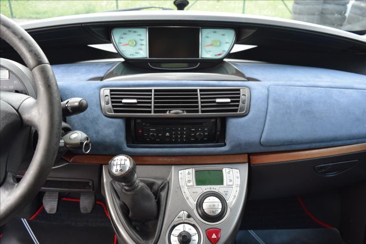 Lancia Phedra MPV 2,2 l 94 kw