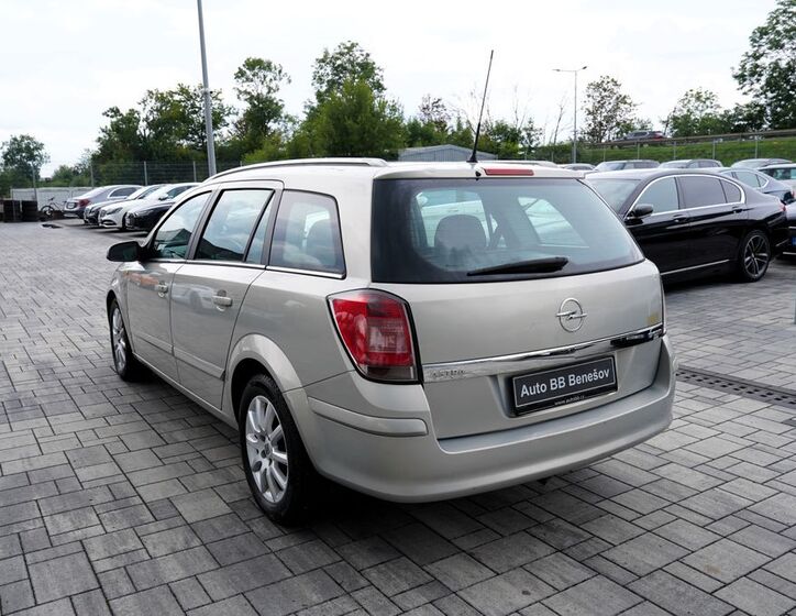 Opel Astra 4