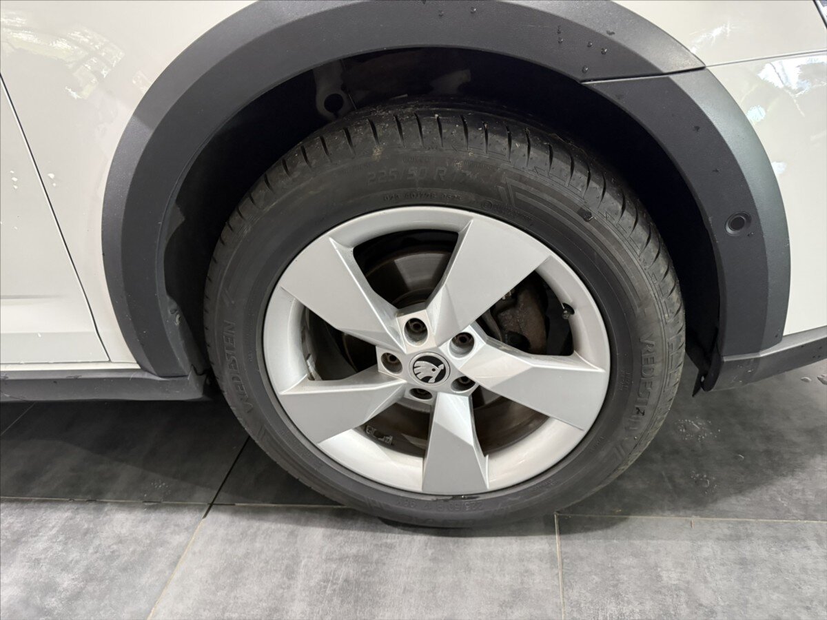 Škoda Octavia Kombi 2,0 l 110 kw