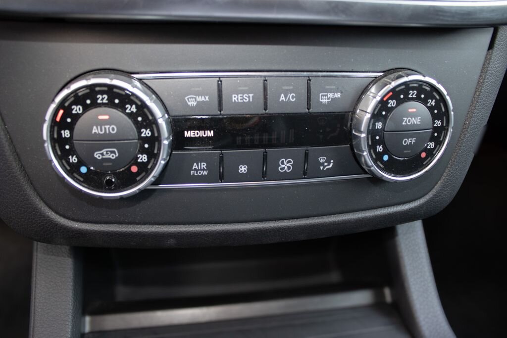 Mercedes-Benz Třídy M SUV / Terénní 3,5 l 225 kw