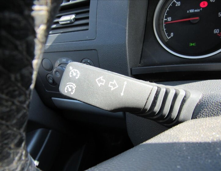 Opel Zafira Kombi 1,7 l 81 kw