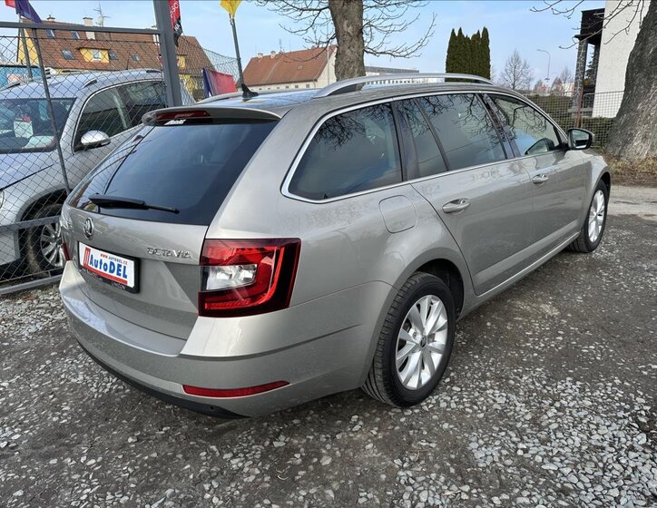 Škoda Octavia Kombi 1,5 l 110 kw