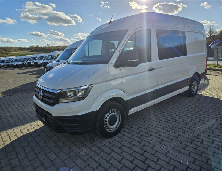 Volkswagen Crafter 1