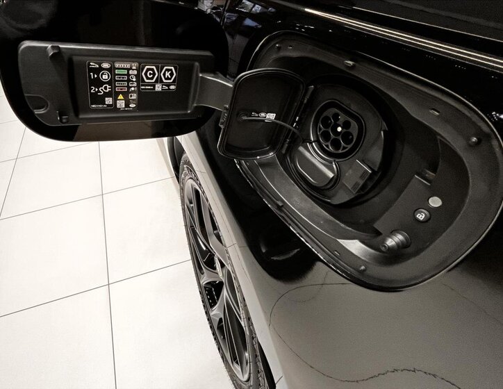 Land Rover Range Rover Sport SUV 3,0 l 338 kw