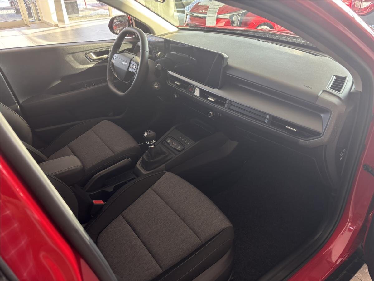 KIA Stonic CUV / Crossover 999,0 74 kw