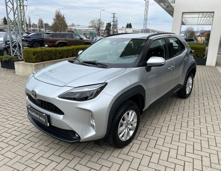 Toyota Yaris Cross SUV / Terénní 1,5 l 68 kw