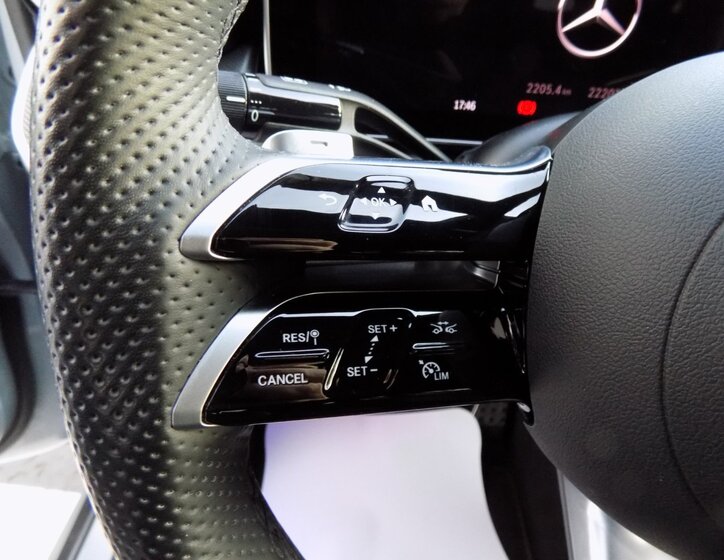 Mercedes-Benz GLC 27