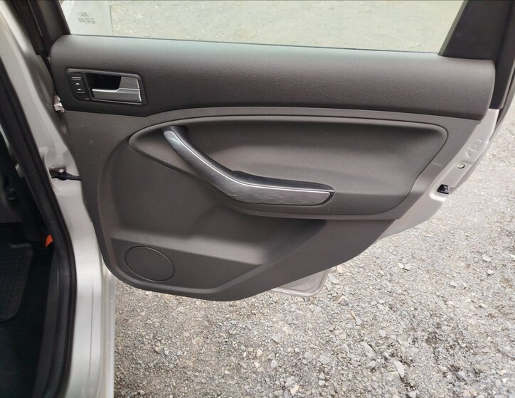 Ford C-MAX MPV 1,6 l 74 kw